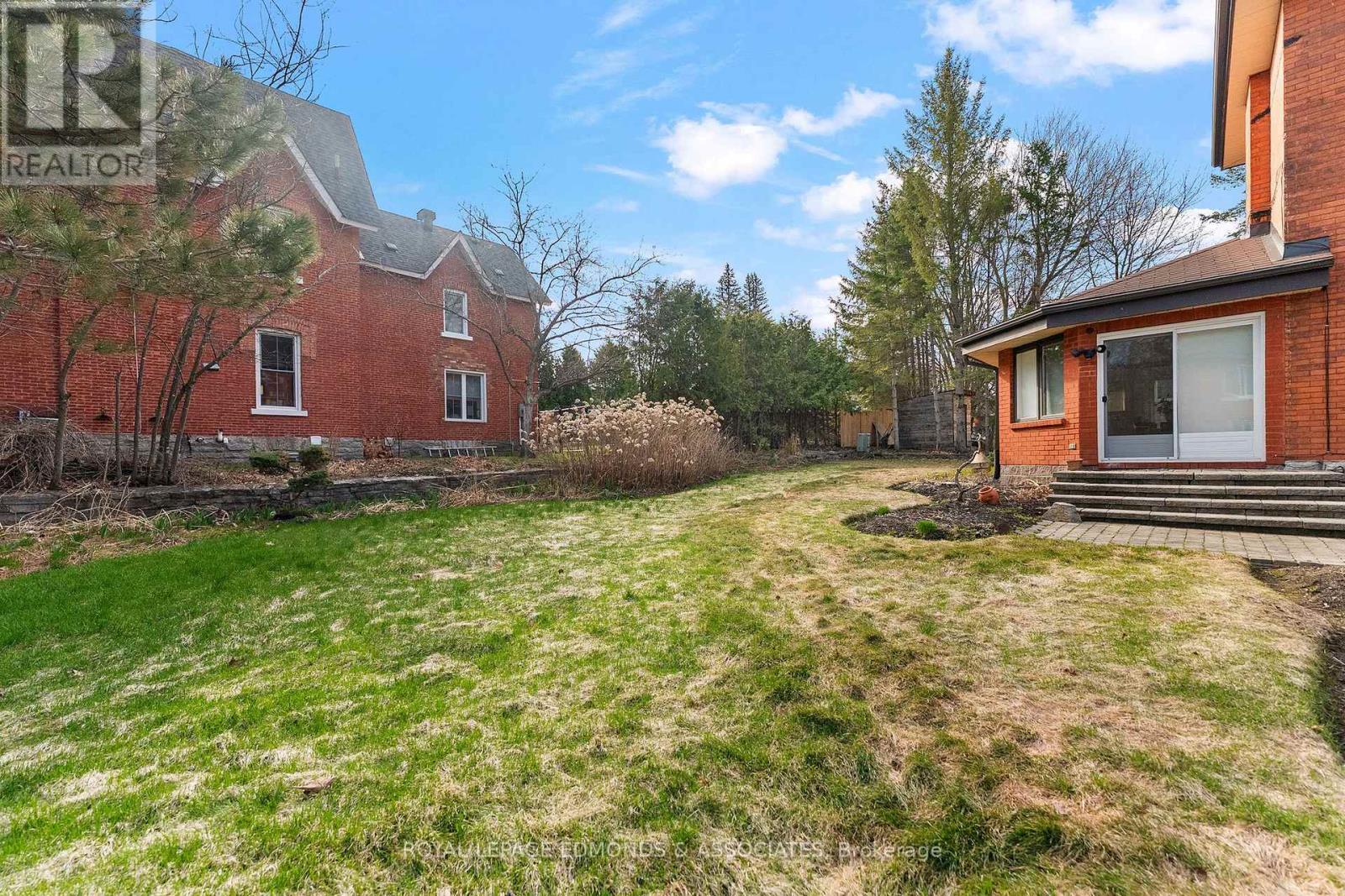 307 Maple Avenue, Pembroke, Ontario  K8A 1L8 - Photo 44 - X12735814