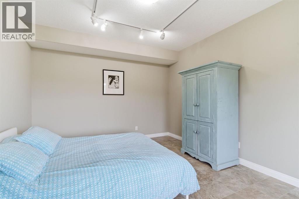 135 Jumping Pound Terrace, Cochrane, Alberta  T4C 0K6 - Photo 38 - A2303597