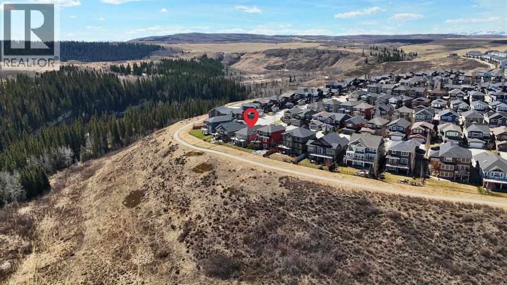 135 Jumping Pound Terrace, Cochrane, Alberta  T4C 0K6 - Photo 4 - A2303597