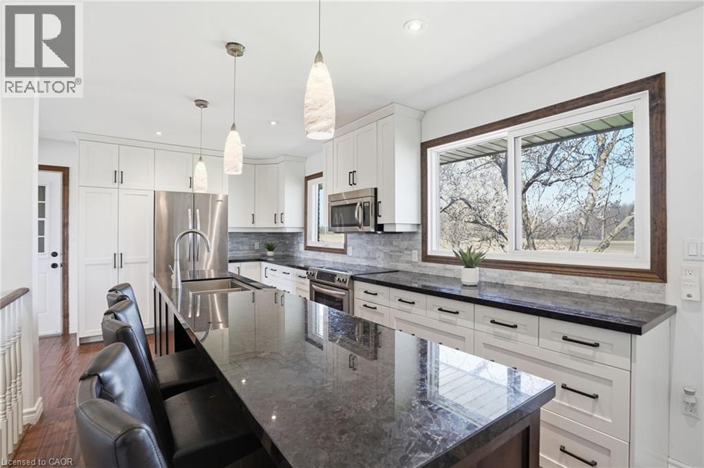 371 Highway 52, Dundas, Ontario  L9H 5E2 - Photo 10 - 40823731