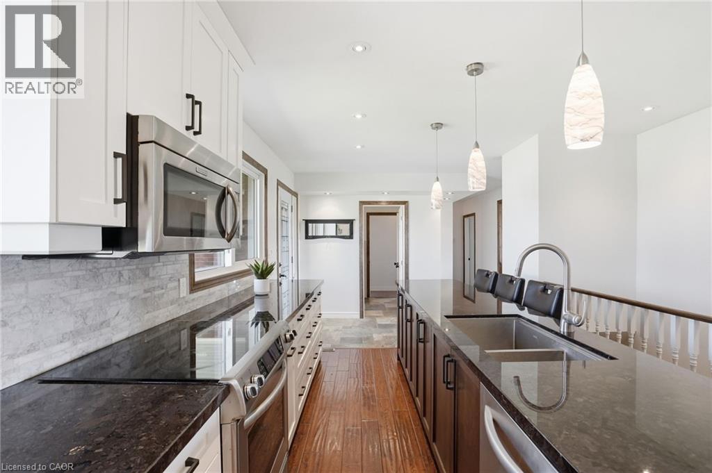 371 Highway 52, Dundas, Ontario  L9H 5E2 - Photo 9 - 40823731