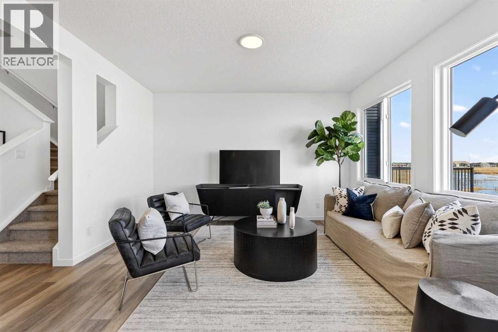 211 Corner Glen Crescent NE, Calgary, Alberta  T3N 2L8 - Photo 10 - A2273876