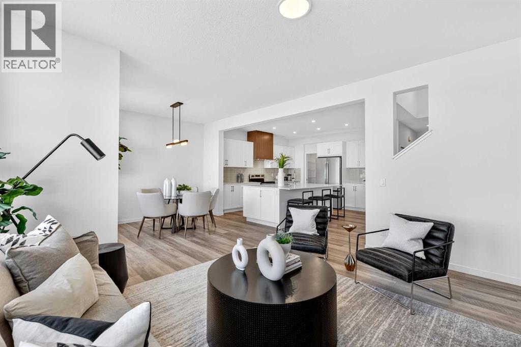 211 Corner Glen Crescent NE, Calgary, Alberta  T3N 2L8 - Photo 11 - A2273876