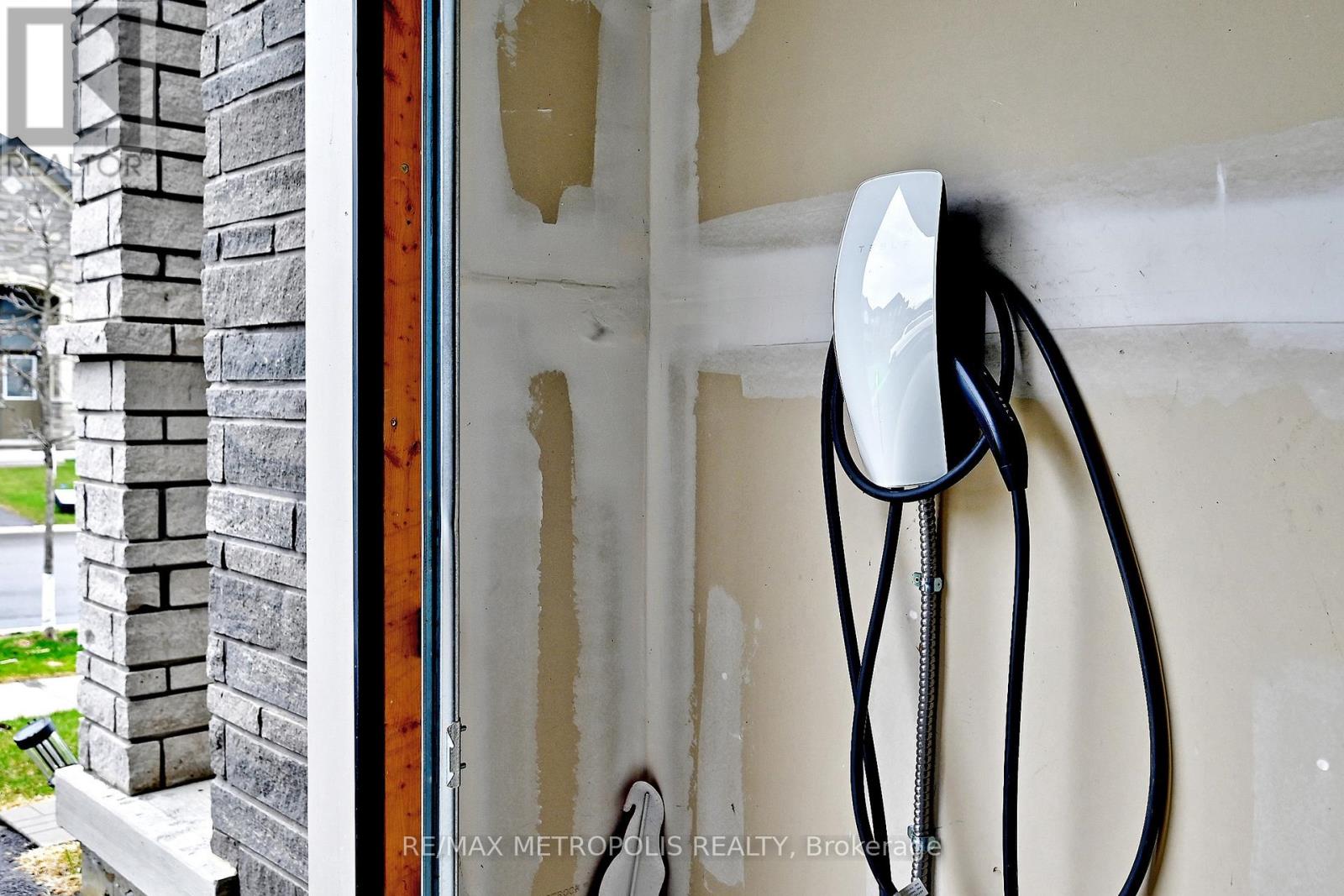 14 Jenner Drive, Brant, Ontario  N3L 3L3 - Photo 30 - X13037438