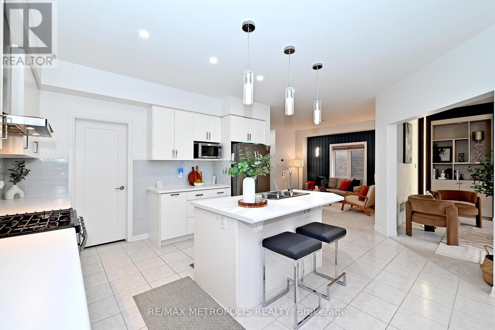 14 Jenner Drive, Brant, Ontario  N3L 3L3 - Photo 9 - X13037438