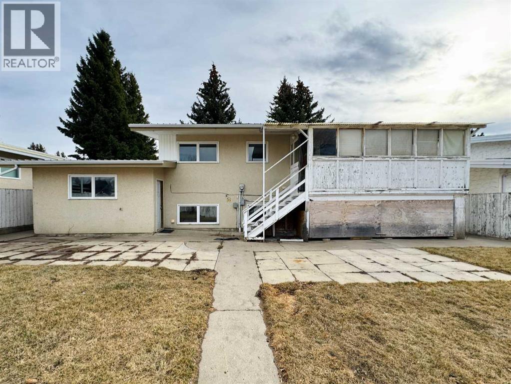 1251 St Catherine Road N, Lethbridge, Alberta  T1H 4E9 - Photo 29 - A2289681