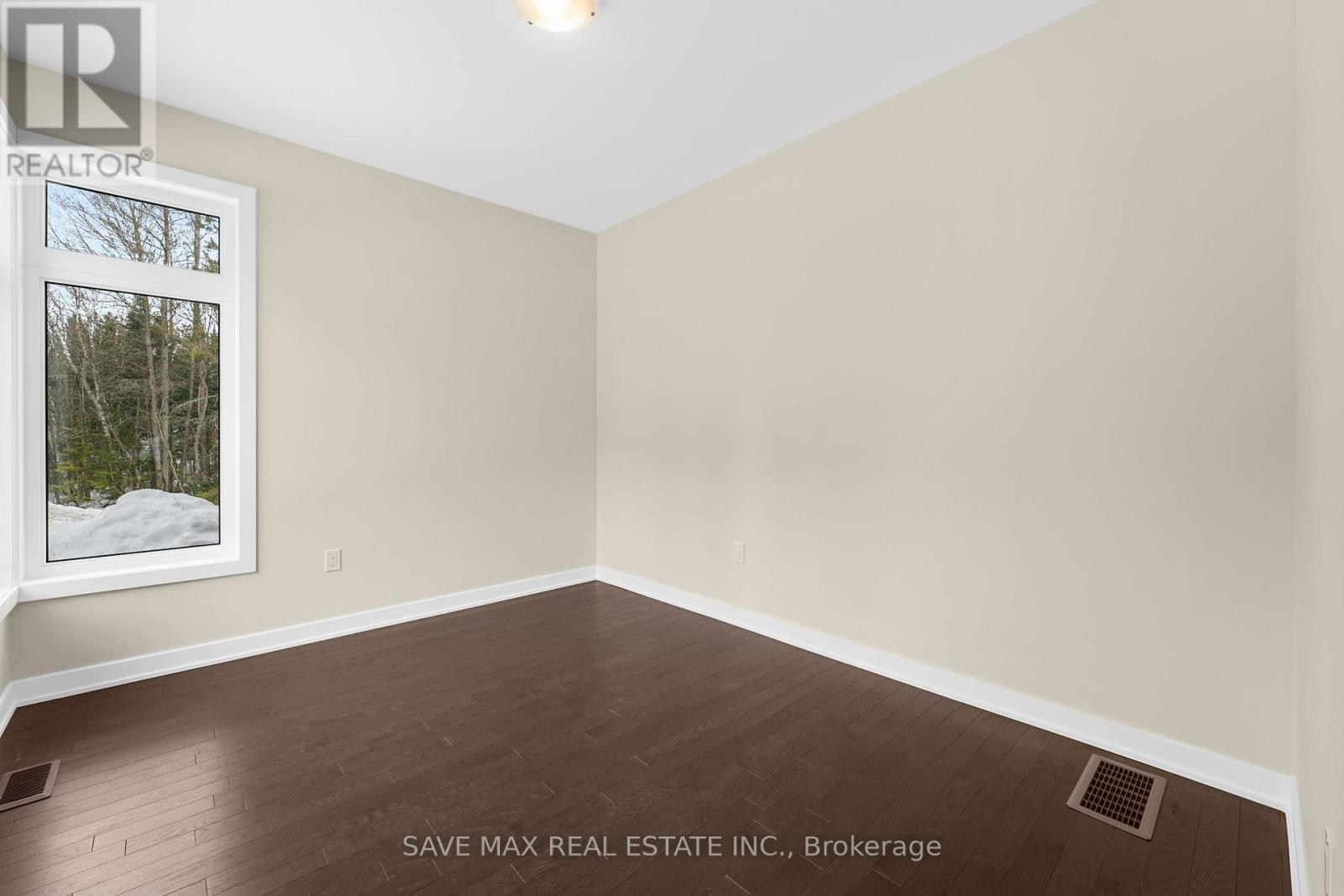 1007 Kingsridge Court, Lake Of Bays, Ontario  P1H 0K1 - Photo 9 - X13037458