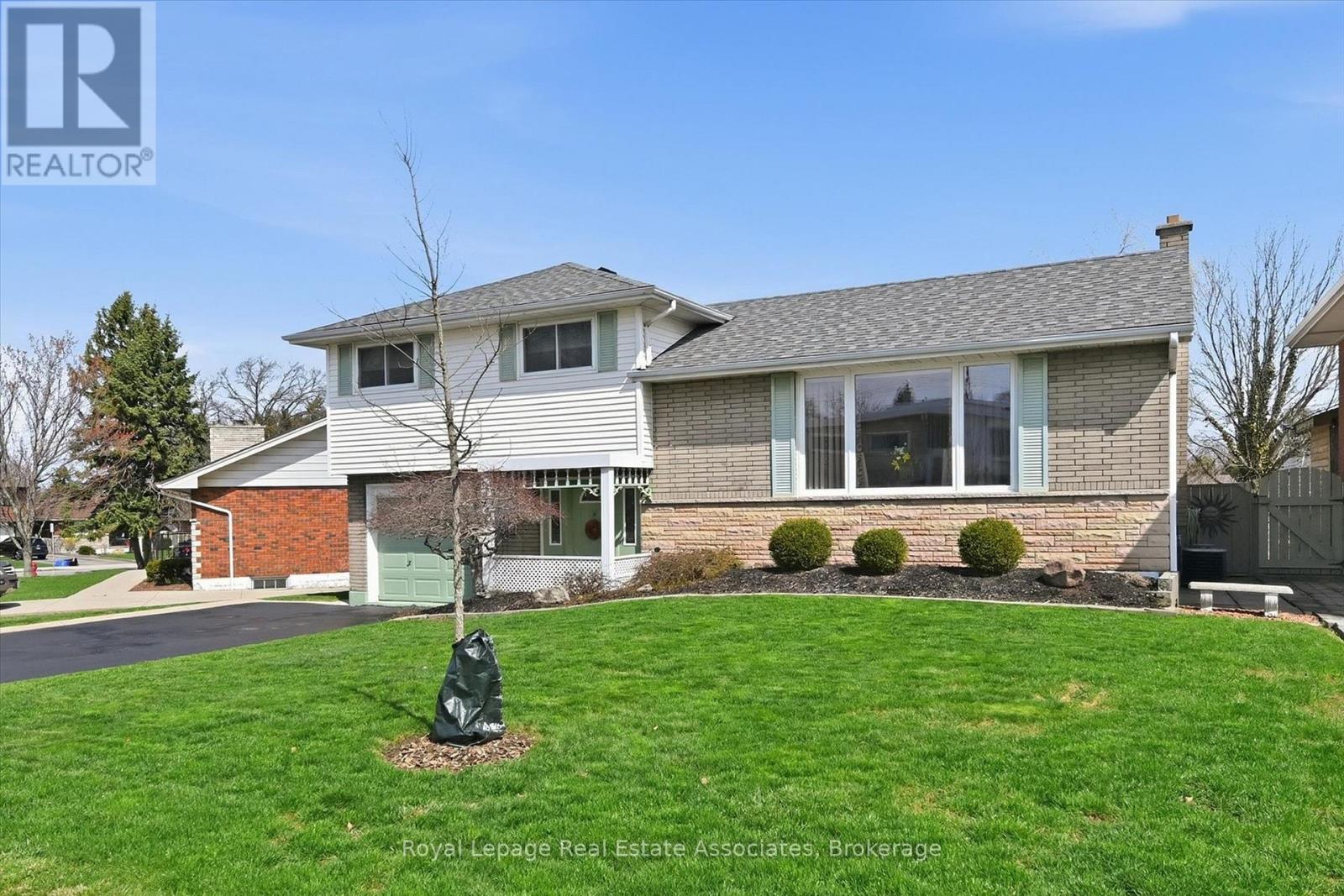 115 Laurier Avenue, Hamilton, Ontario  L0C 3S5 - Photo 3 - X13037526