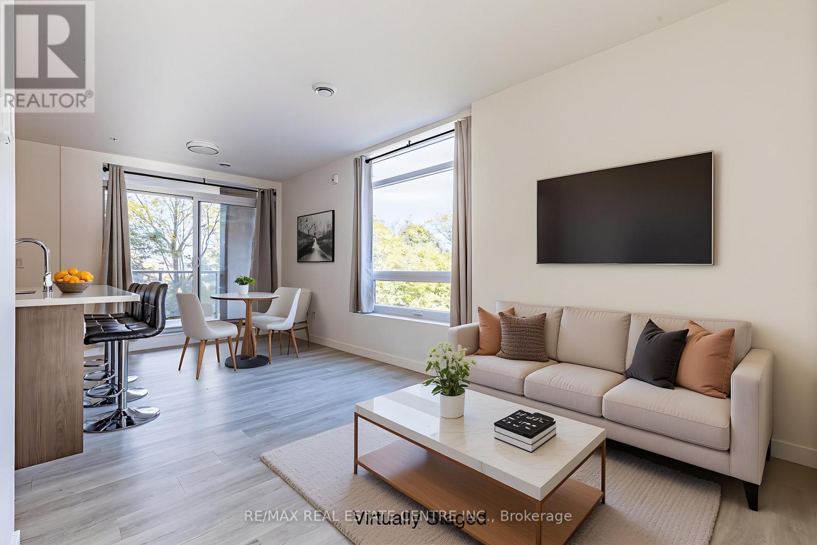 208 - 455 CHARLTON AVENUE E, hamilton (stinson), Ontario