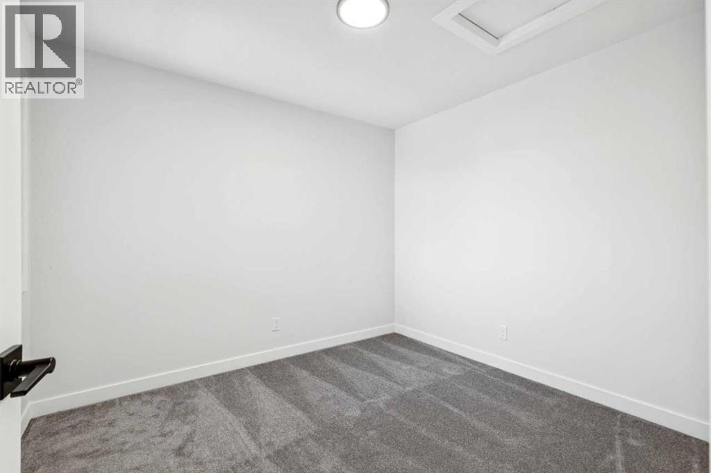 132 Southbow Village Way, Cochrane, Alberta  T4C 3J9 - Photo 29 - A2282654