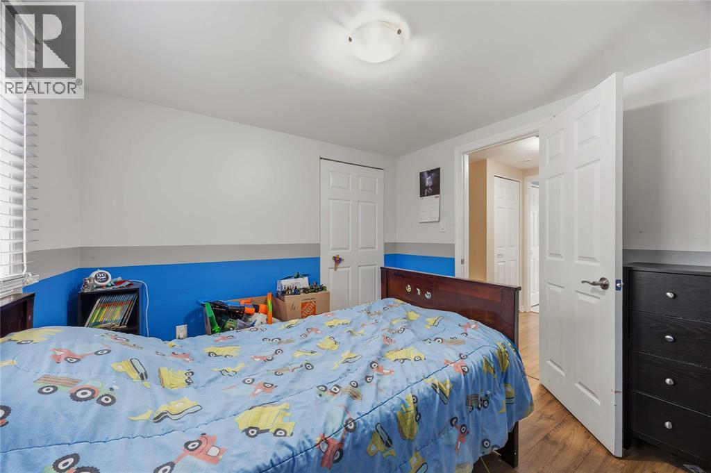 702 Frost Court, Sarnia, Ontario  N7S 4H3 - Photo 15 - 26008728