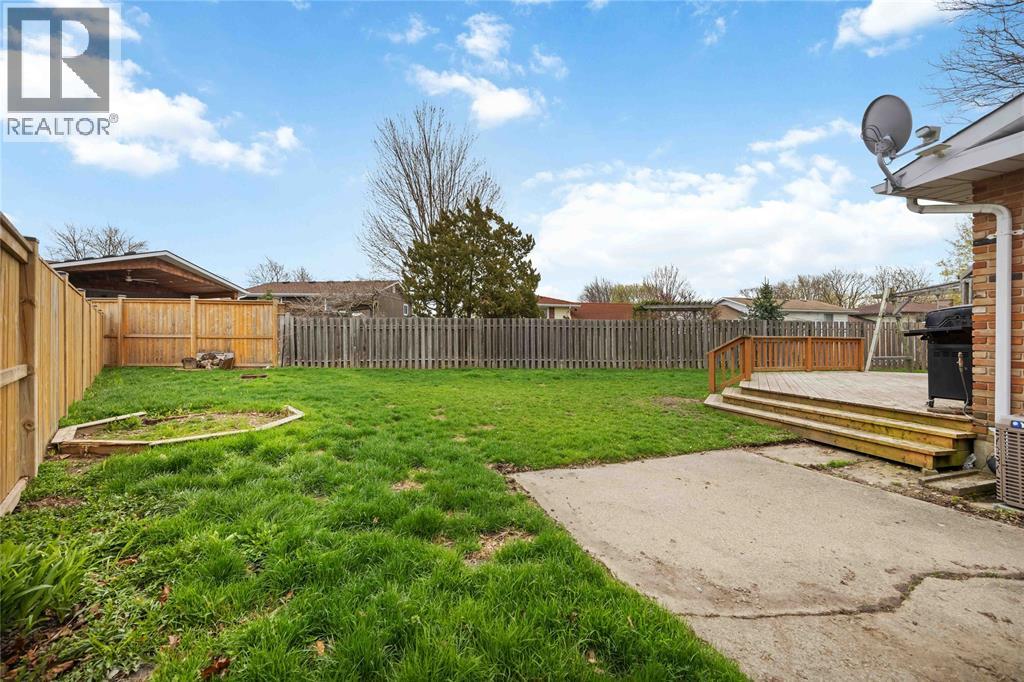 702 Frost Court, Sarnia, Ontario  N7S 4H3 - Photo 28 - 26008728