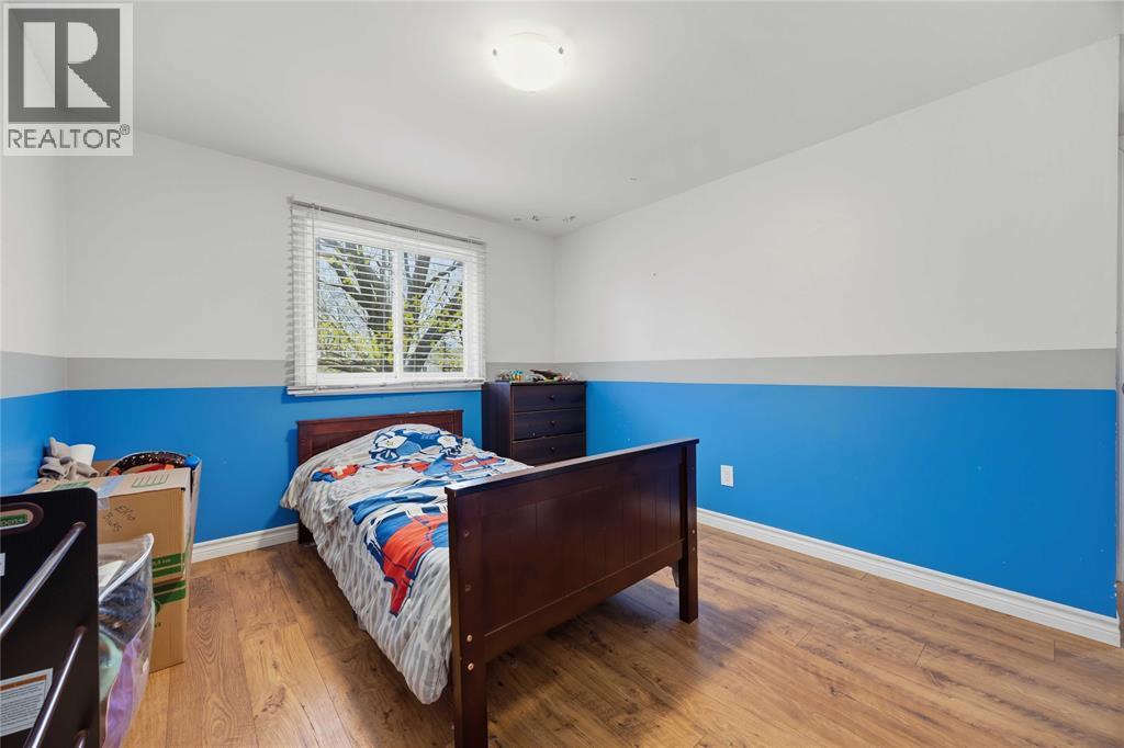 702 Frost Court, Sarnia, Ontario  N7S 4H3 - Photo 17 - 26008728