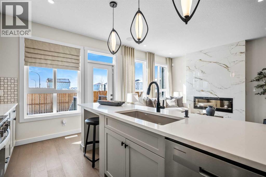 203 Huxland Path NE, Calgary, Alberta  T2A 5Z9 - Photo 10 - A2298197