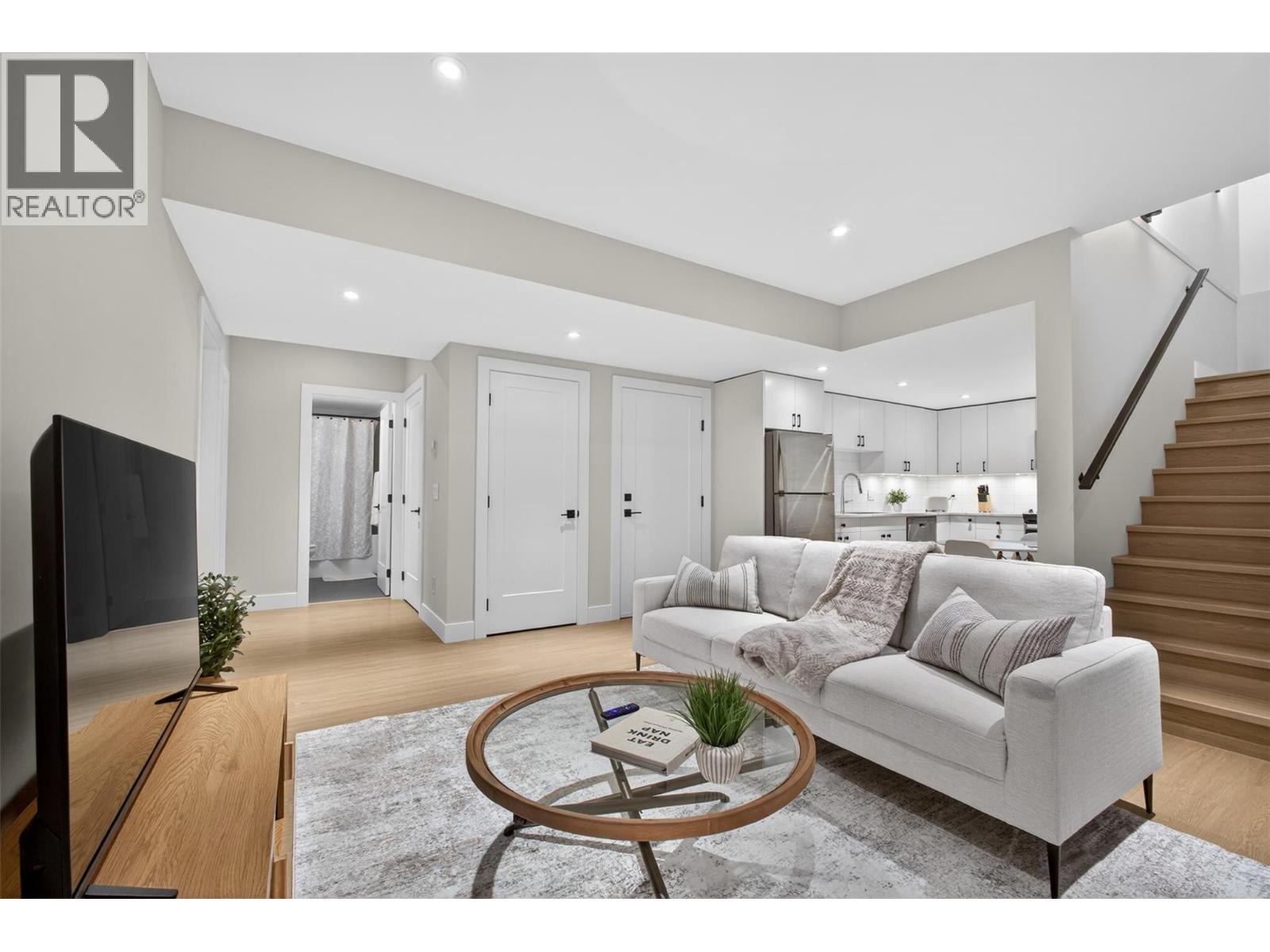 451 Vision Court, Kelowna, British Columbia  V1W 0C4 - Photo 85 - 10376857