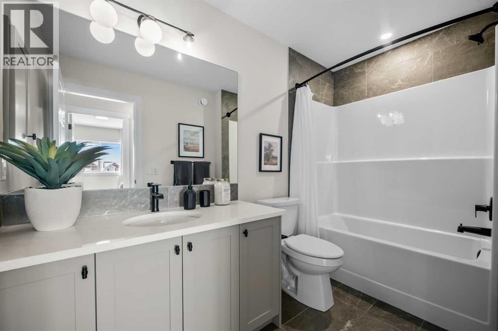 203 Huxland Path NE, Calgary, Alberta  T2A 5Z9 - Photo 29 - A2298197