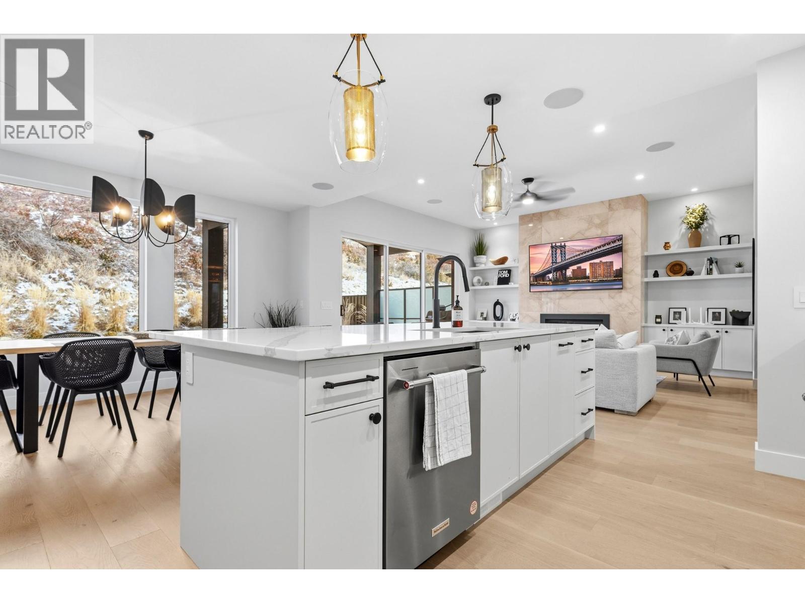 451 Vision Court, Kelowna, British Columbia  V1W 0C4 - Photo 6 - 10376857