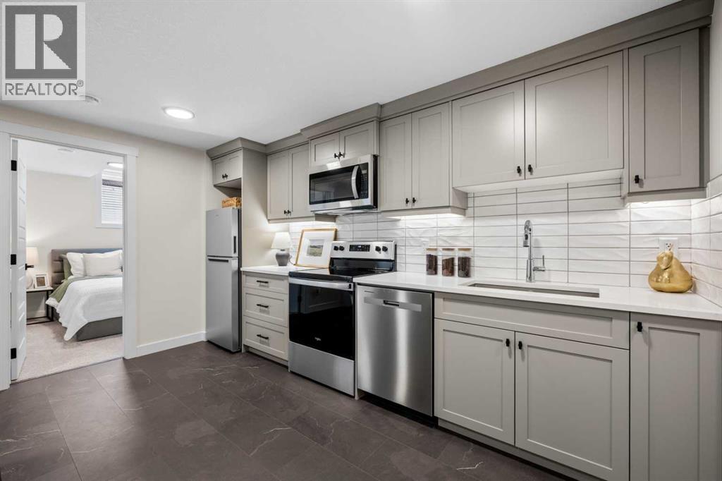 203 Huxland Path NE, Calgary, Alberta  T2A 5Z9 - Photo 37 - A2298197