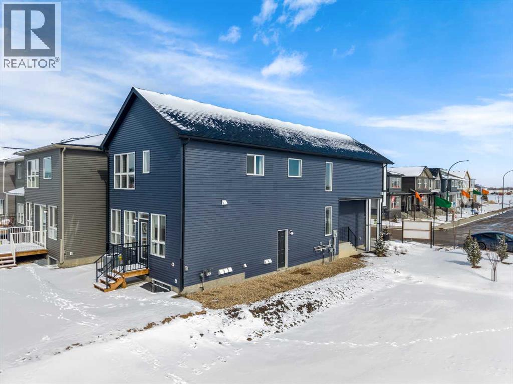 203 Huxland Path NE, Calgary, Alberta  T2A 5Z9 - Photo 45 - A2298197