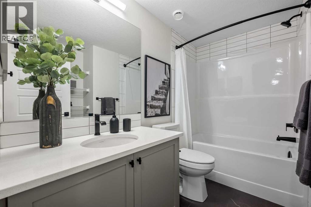 203 Huxland Path NE, Calgary, Alberta  T2A 5Z9 - Photo 42 - A2298197