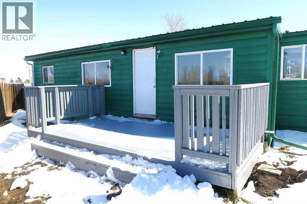 28 Riley Street NE, High River, Alberta  T2V 1G5 - Photo 12 - A2299302