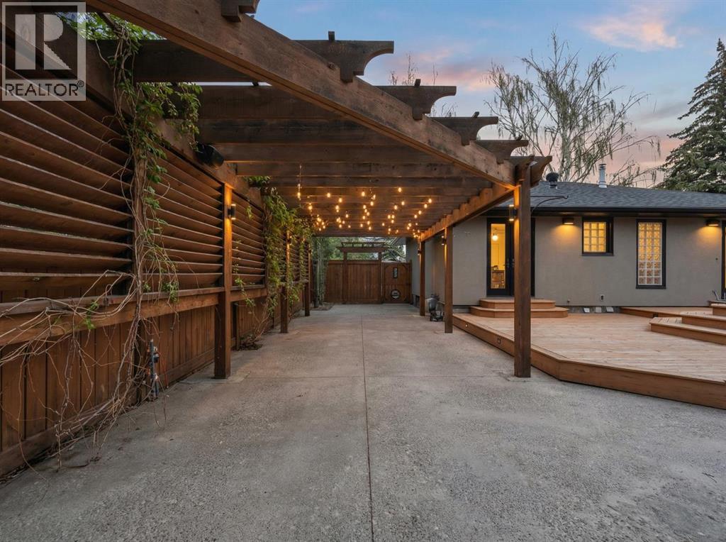 1907 Kelwood Drive SW, Calgary, Alberta  T3E 3Z4 - Photo 35 - A2302714