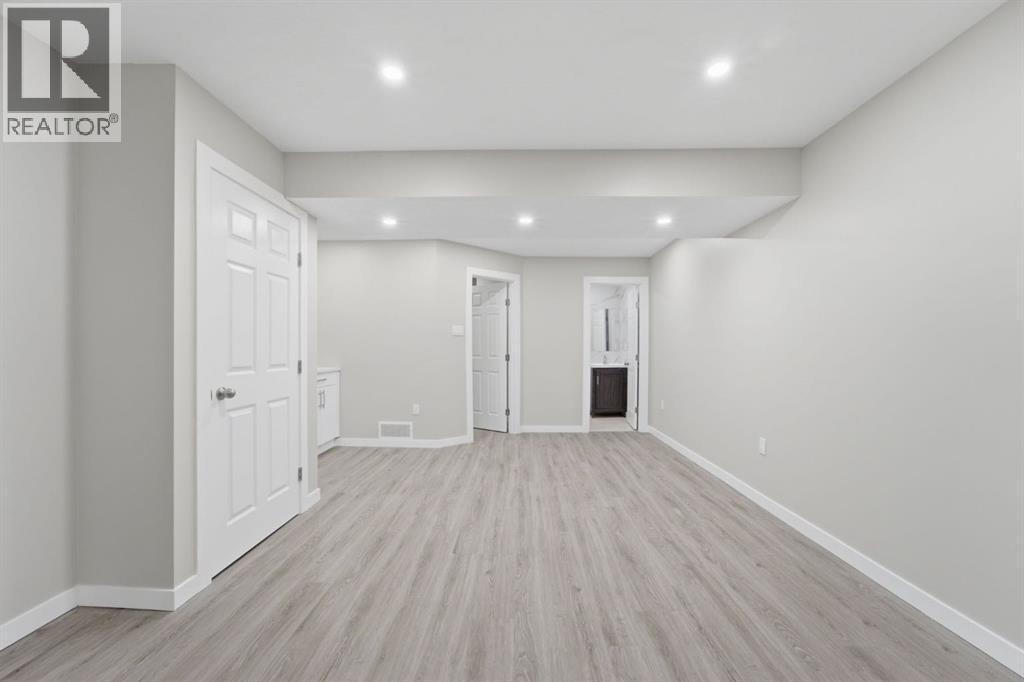 34 Lavender Manor Se, Calgary, Alberta  T3S 0C8 - Photo 34 - A2302794