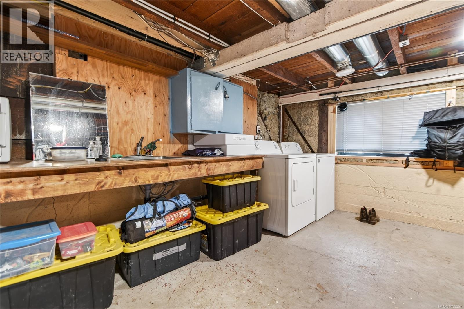 2738 Derwent Ave, Cumberland, British Columbia  V0R 1S0 - Photo 46 - 1033307