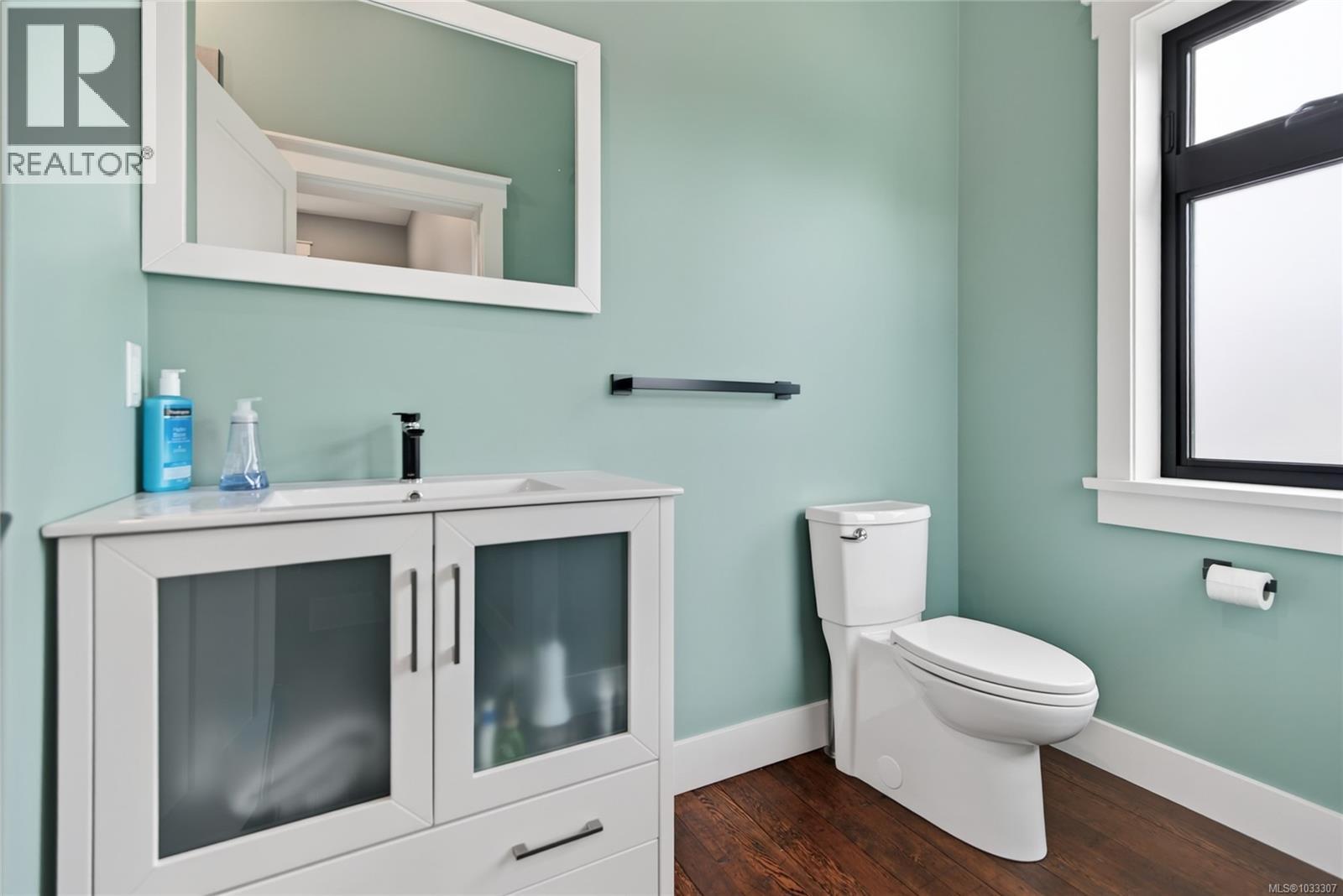 2738 Derwent Ave, Cumberland, British Columbia  V0R 1S0 - Photo 40 - 1033307