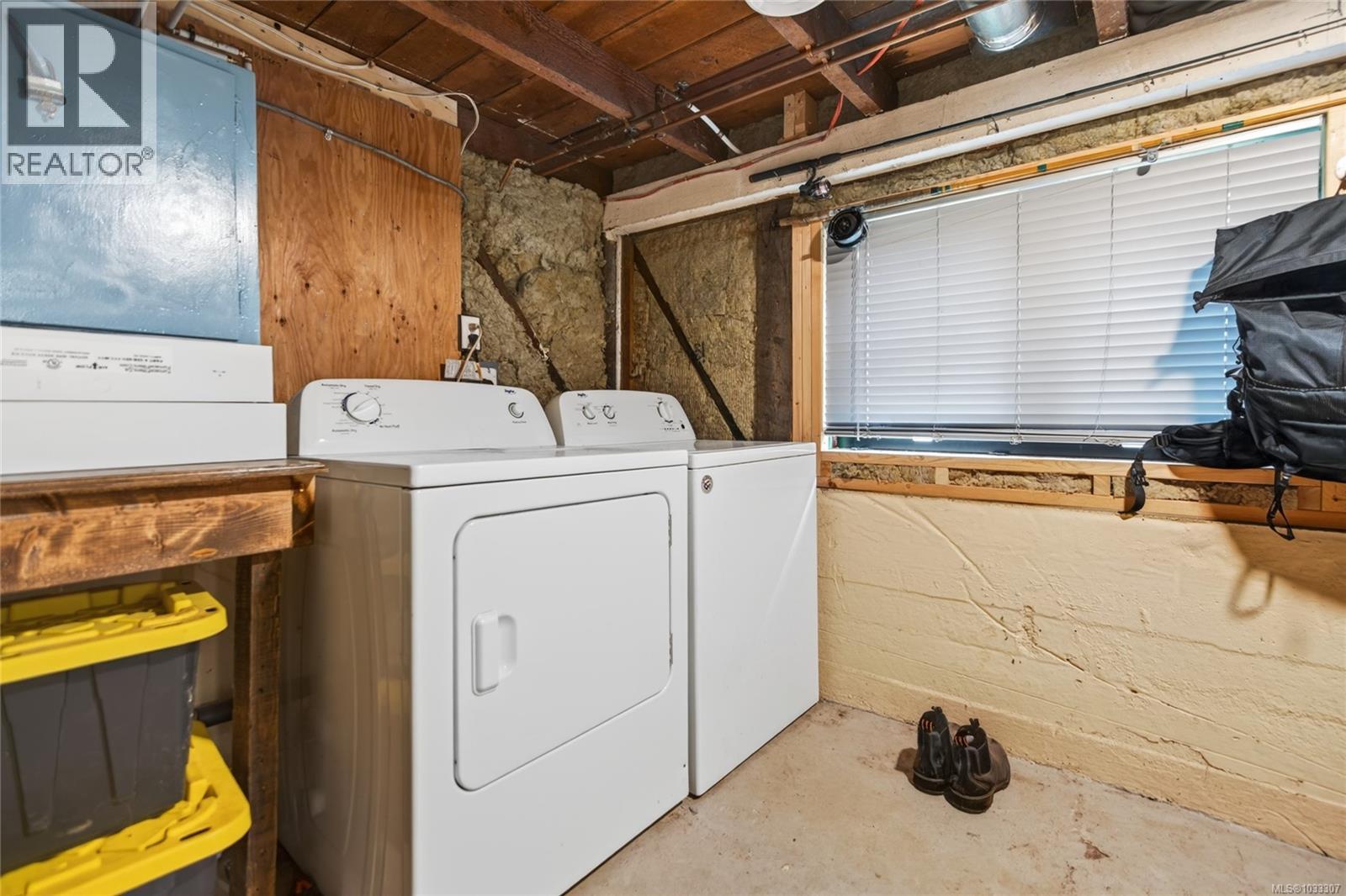 2738 Derwent Ave, Cumberland, British Columbia  V0R 1S0 - Photo 47 - 1033307