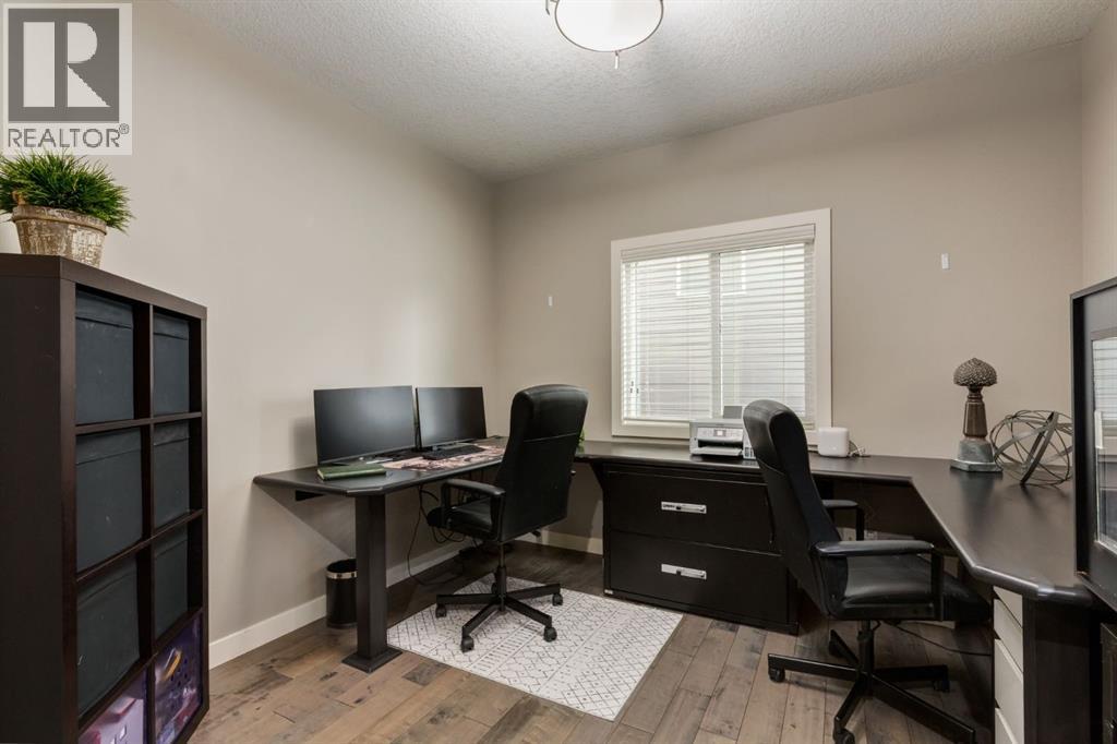 39 Cranbrook Crescent Se, Calgary, Alberta  T3M 0W9 - Photo 4 - A2304648