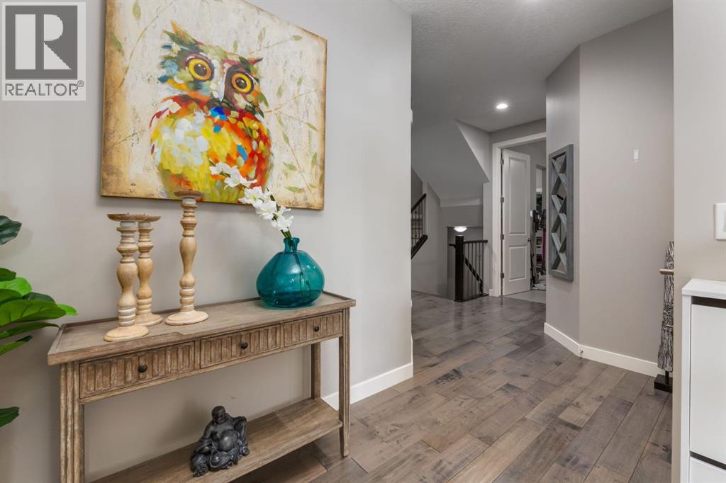 39 Cranbrook Crescent Se, Calgary, Alberta  T3M 0W9 - Photo 2 - A2304648