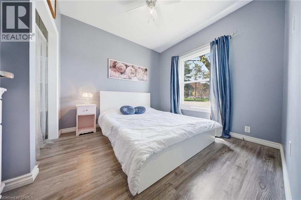 38 Mount Pleasant Street, Brantford, Ontario  N3T 1S6 - Photo 13 - 40822575