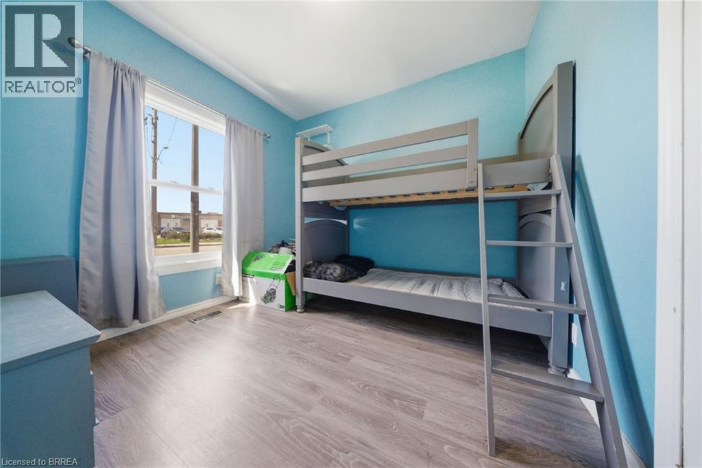 38 Mount Pleasant Street, Brantford, Ontario  N3T 1S6 - Photo 15 - 40822575