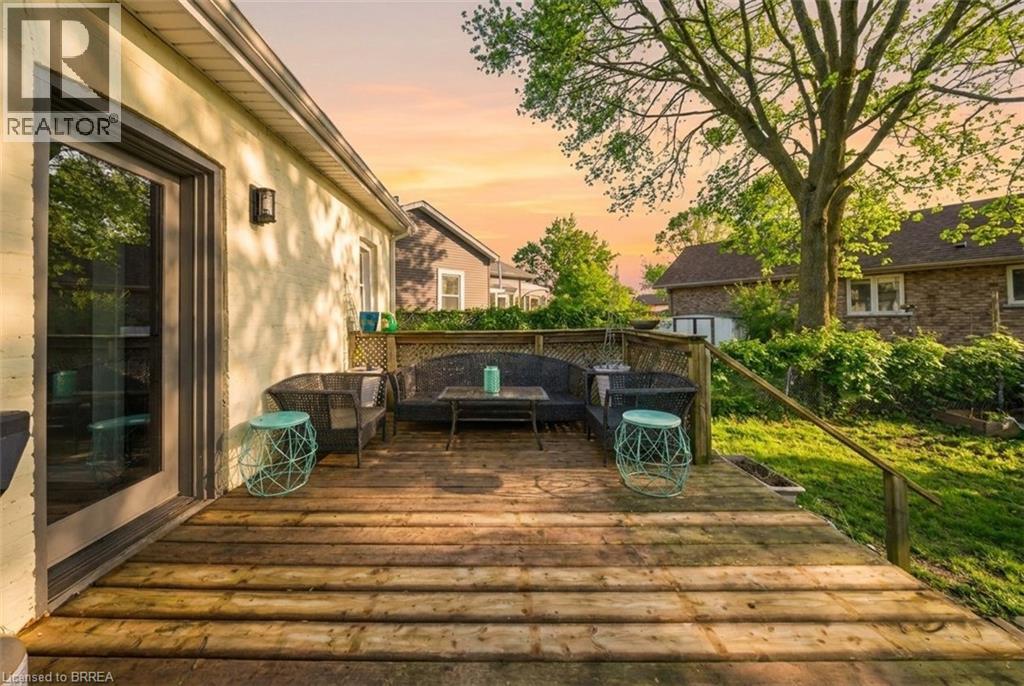 38 Mount Pleasant Street, Brantford, Ontario  N3T 1S6 - Photo 18 - 40822575