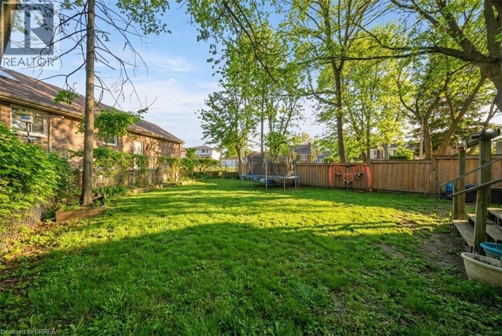 38 Mount Pleasant Street, Brantford, Ontario  N3T 1S6 - Photo 21 - 40822575