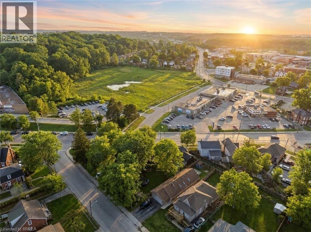 38 Mount Pleasant Street, Brantford, Ontario  N3T 1S6 - Photo 25 - 40822575