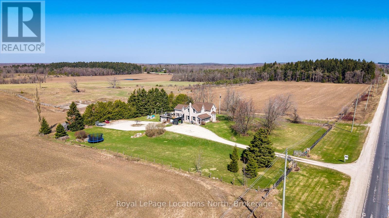 793952 124 Grey Road, Grey Highlands, Ontario  N0C 1M0 - Photo 37 - X12827646