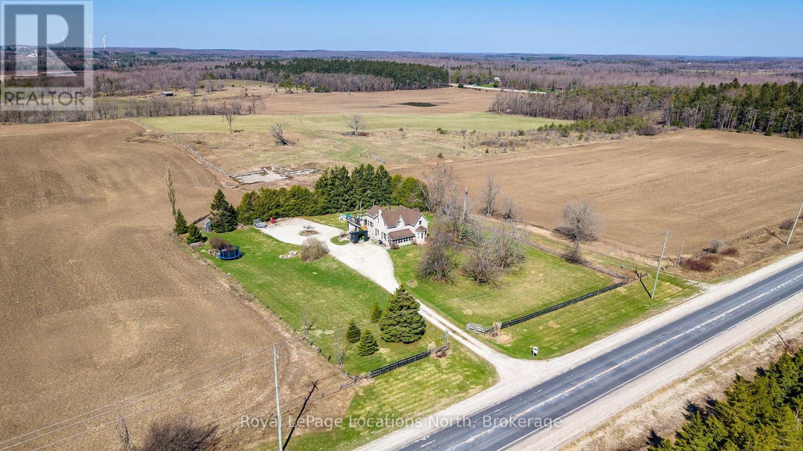 793952 124 Grey Road, Grey Highlands, Ontario  N0C 1M0 - Photo 38 - X12827646