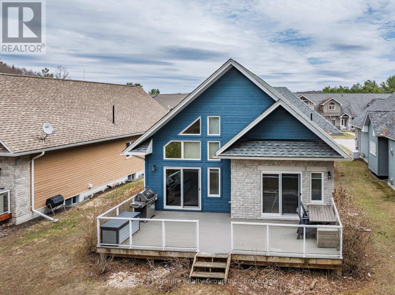 49 Webb Circle, Dysart Et Al, Ontario  K0M 1S0 - Photo 34 - X12908972