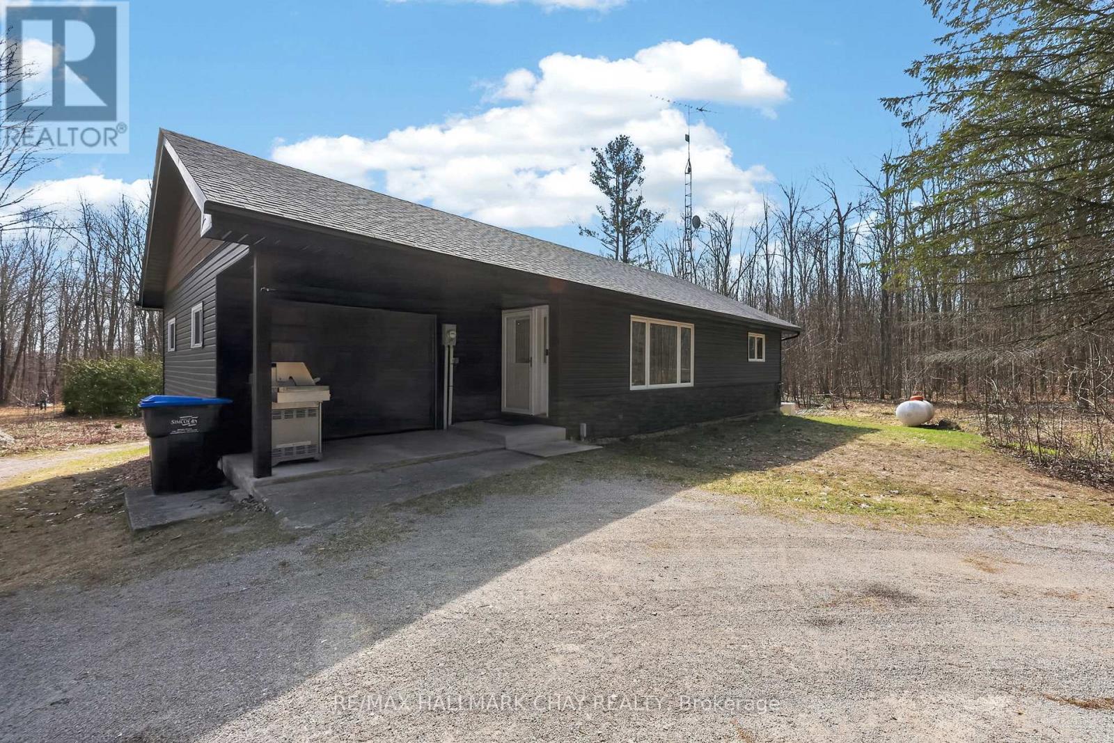 5709 Line 9 N, Oro-Medonte, Ontario  L0K 2C0 - Photo 3 - S13037470