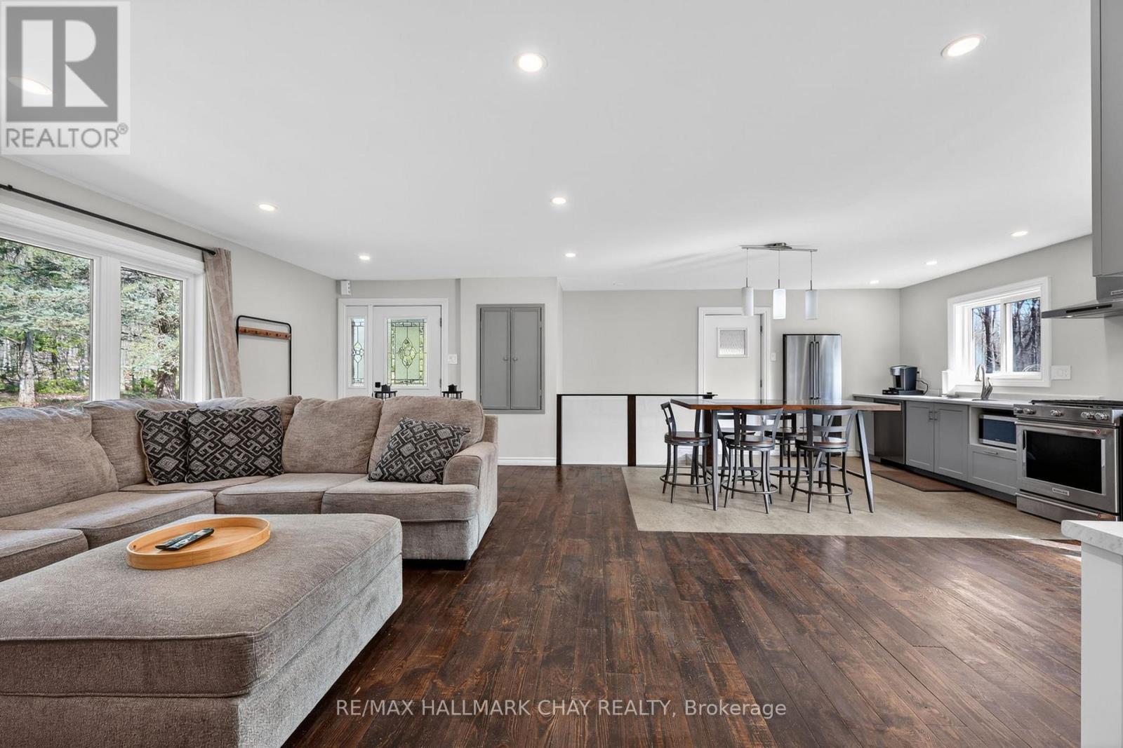 5709 Line 9 N, Oro-Medonte, Ontario  L0K 2C0 - Photo 18 - S13037470