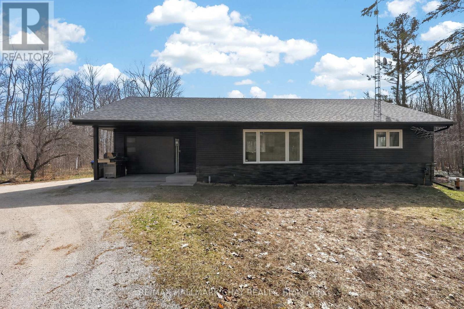 5709 Line 9 N, Oro-Medonte, Ontario  L0K 2C0 - Photo 4 - S13037470