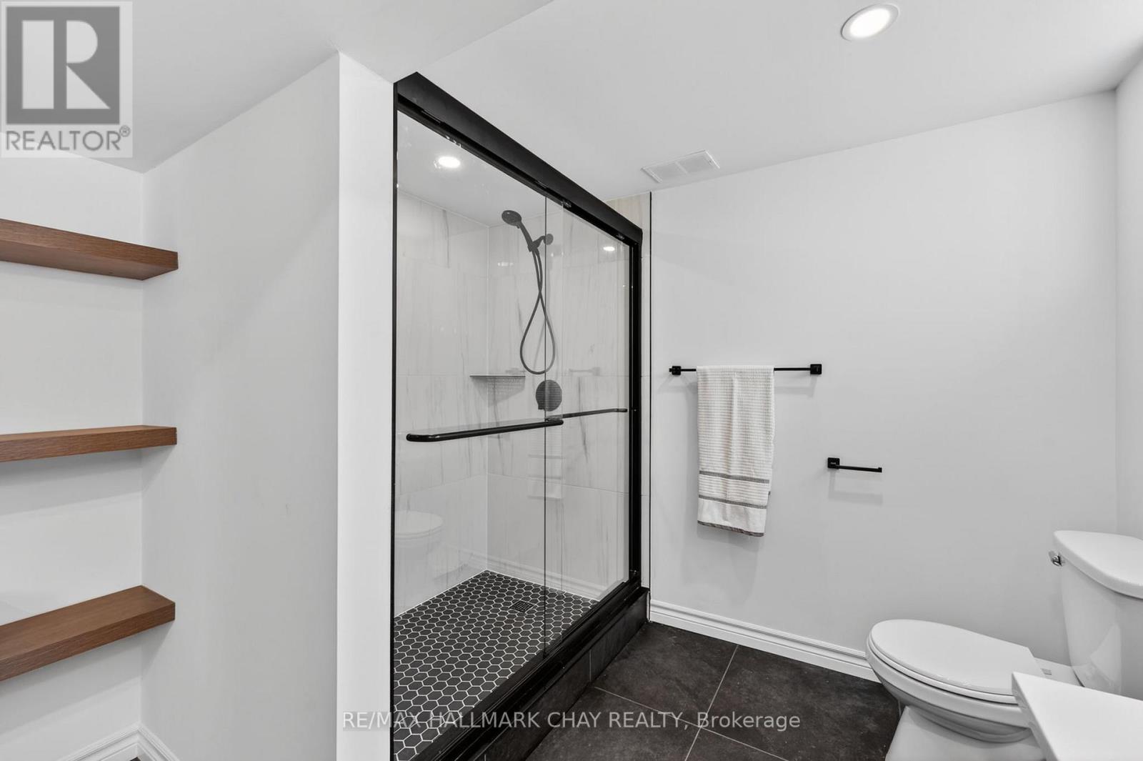 5709 Line 9 N, Oro-Medonte, Ontario  L0K 2C0 - Photo 30 - S13037470