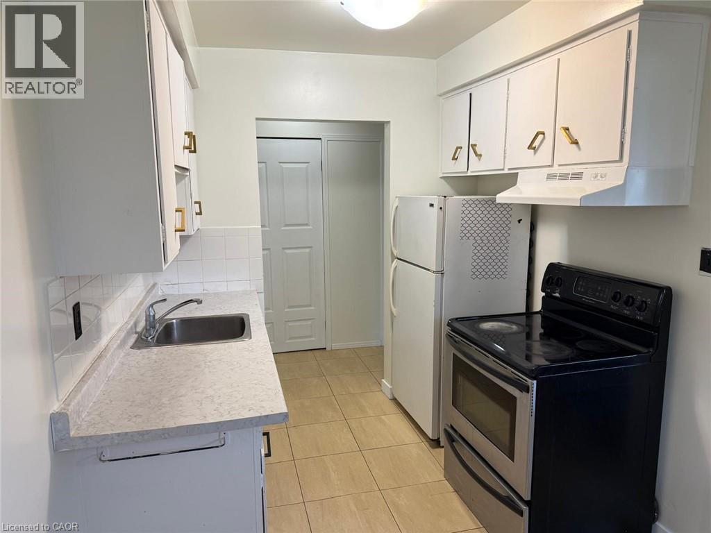 449 Hazel Street Unit# 9, Waterloo, Ontario  N2L 3P7 - Photo 5 - 40823742