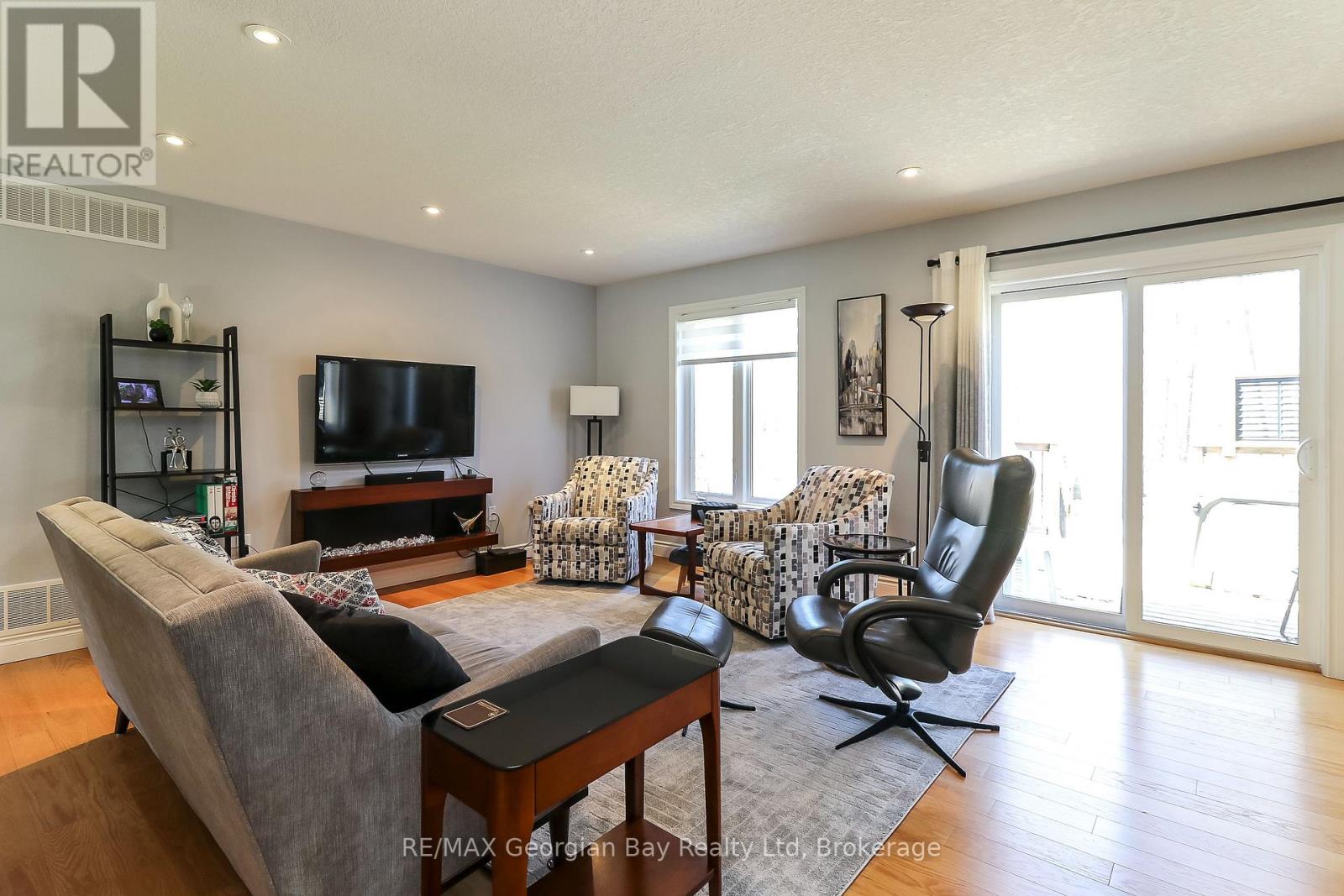 58 Mcdermitt Trail, Tay (Victoria Harbour), Ontario  L0K 2A0 - Photo 6 - S13037676