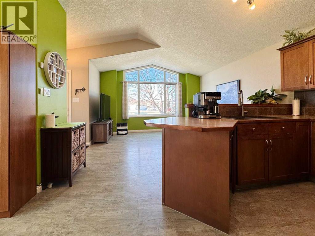 248 Aberdeen Road W, Lethbridge, Alberta  T1J 0N2 - Photo 10 - A2294209