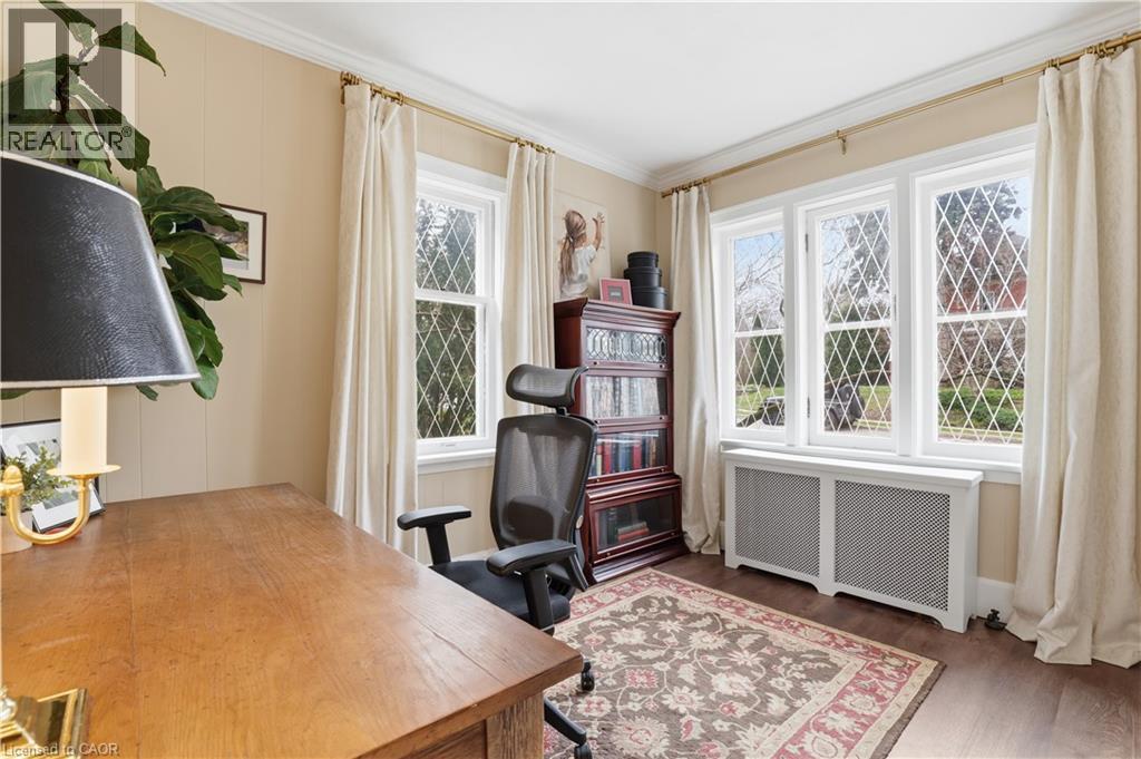 122 Dunbar Road S, Waterloo, Ontario  N2L 2E7 - Photo 13 - 40822205