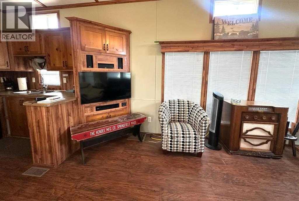 1221 Oak Avenue, Lac Des Iles, Saskatchewan  S0M 1A0 - Photo 3 - A2304730