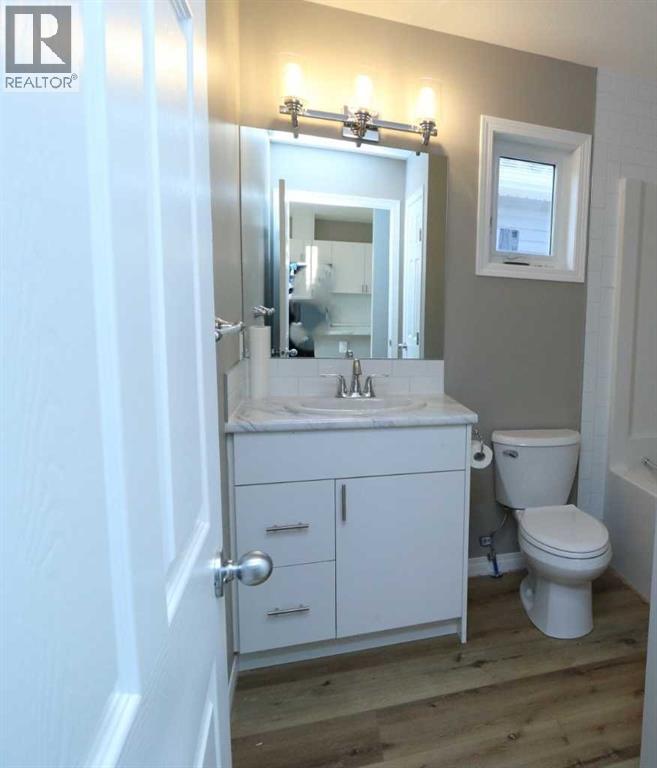 447 Henricks Drive, Irricana, Alberta  T0M 1B0 - Photo 10 - A2287250